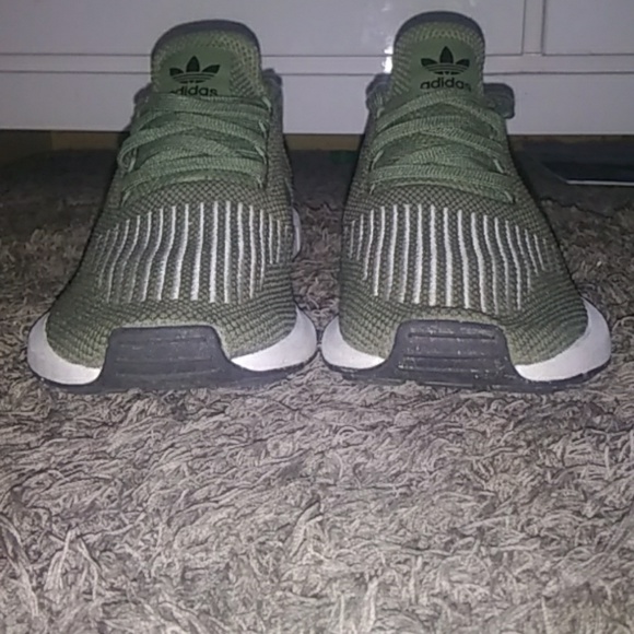 adidas - Picture 2 of 4